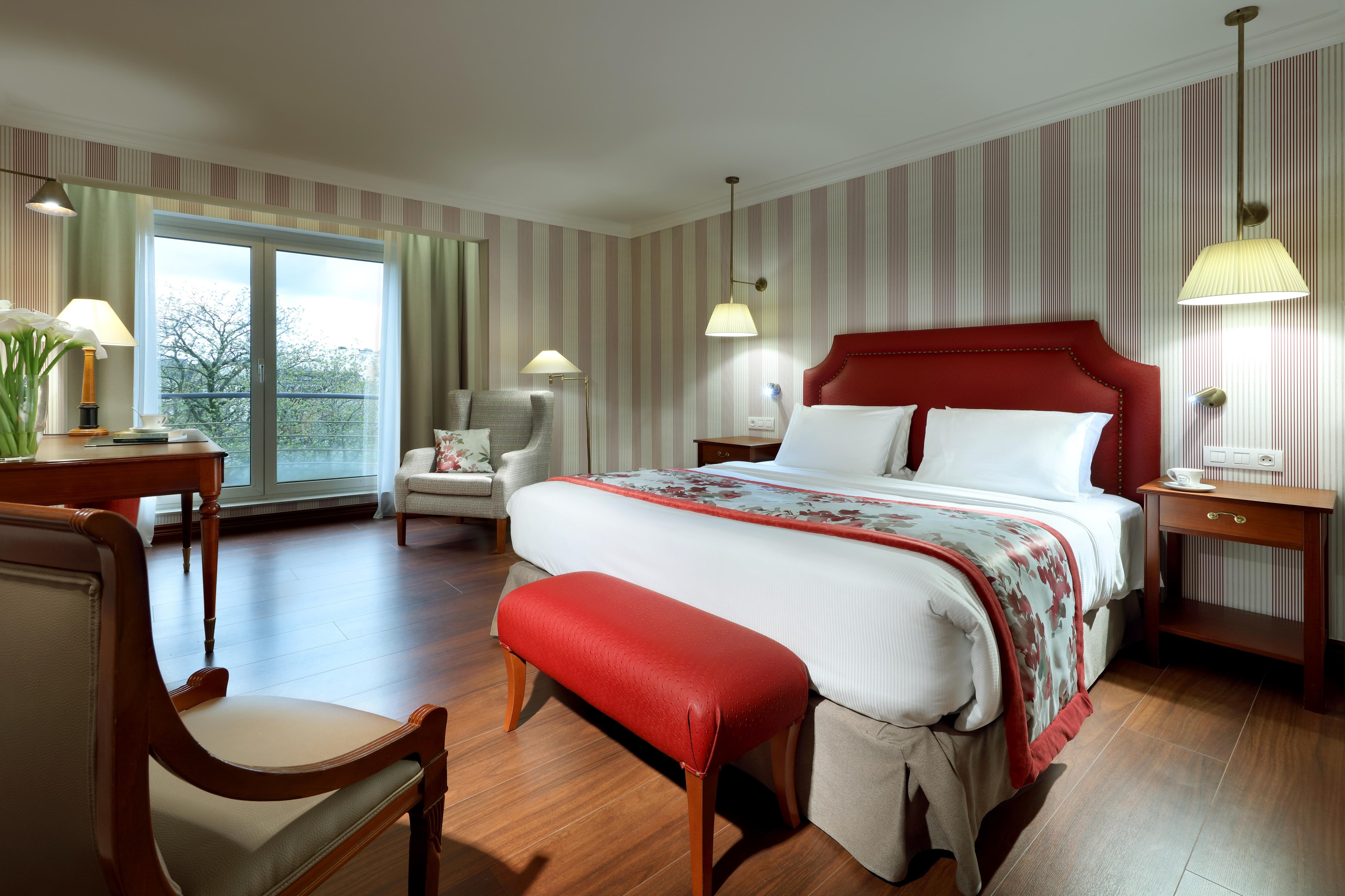 Eurostars Montgomery Brussel Bagian luar foto A room at the hotel