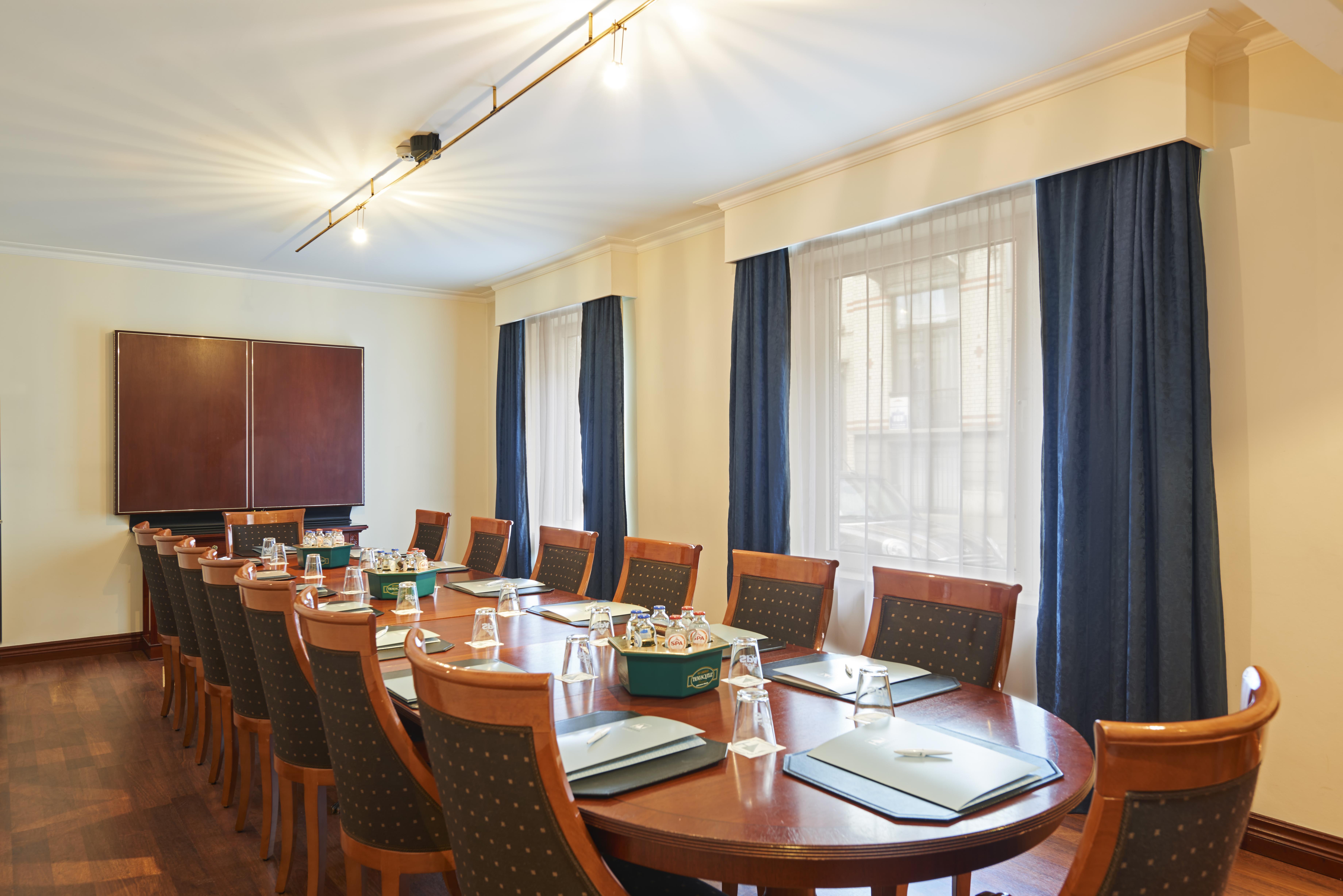 Eurostars Montgomery Brussel Bagian luar foto Meeting room