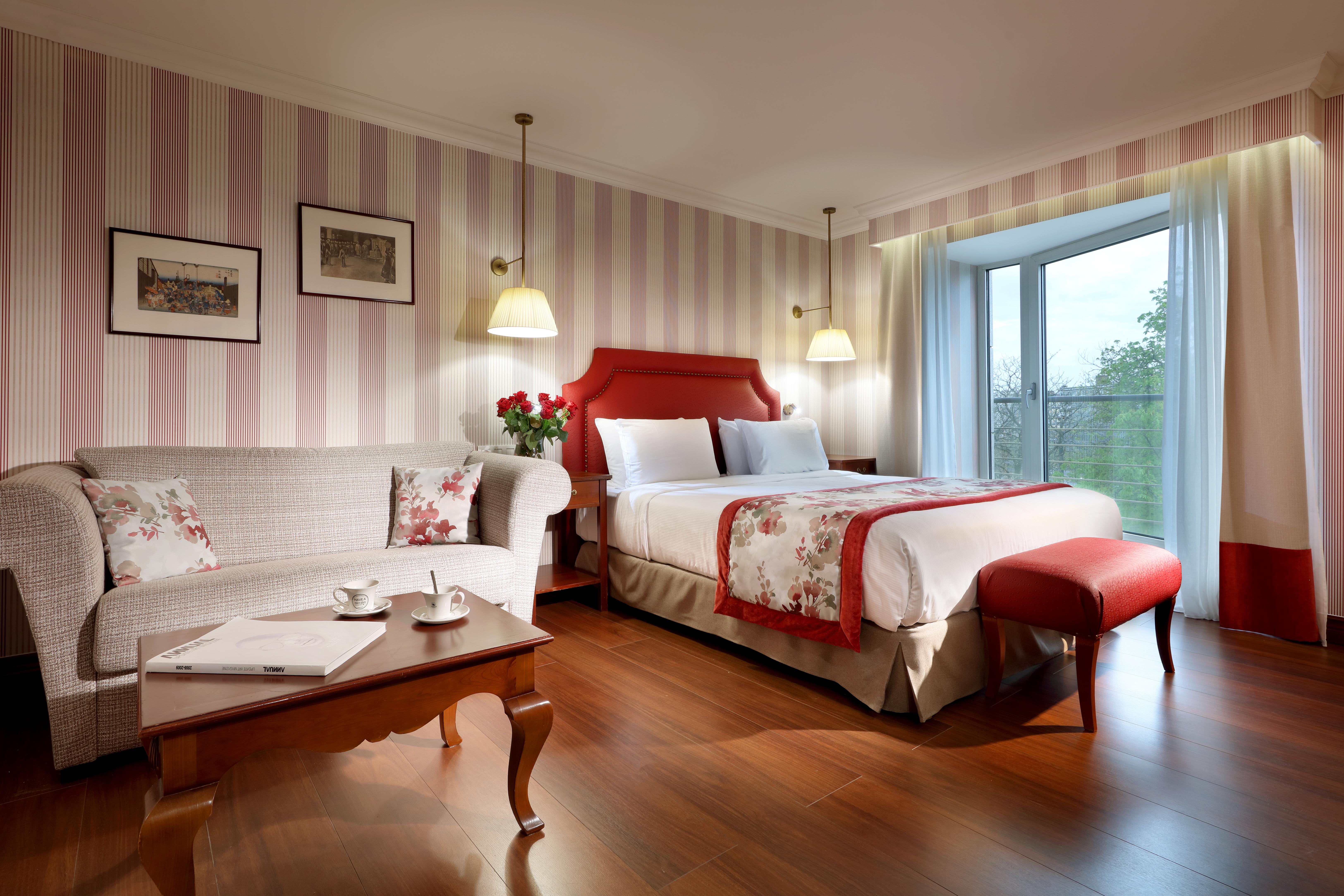 Eurostars Montgomery Brussel Bagian luar foto A room at the hotel
